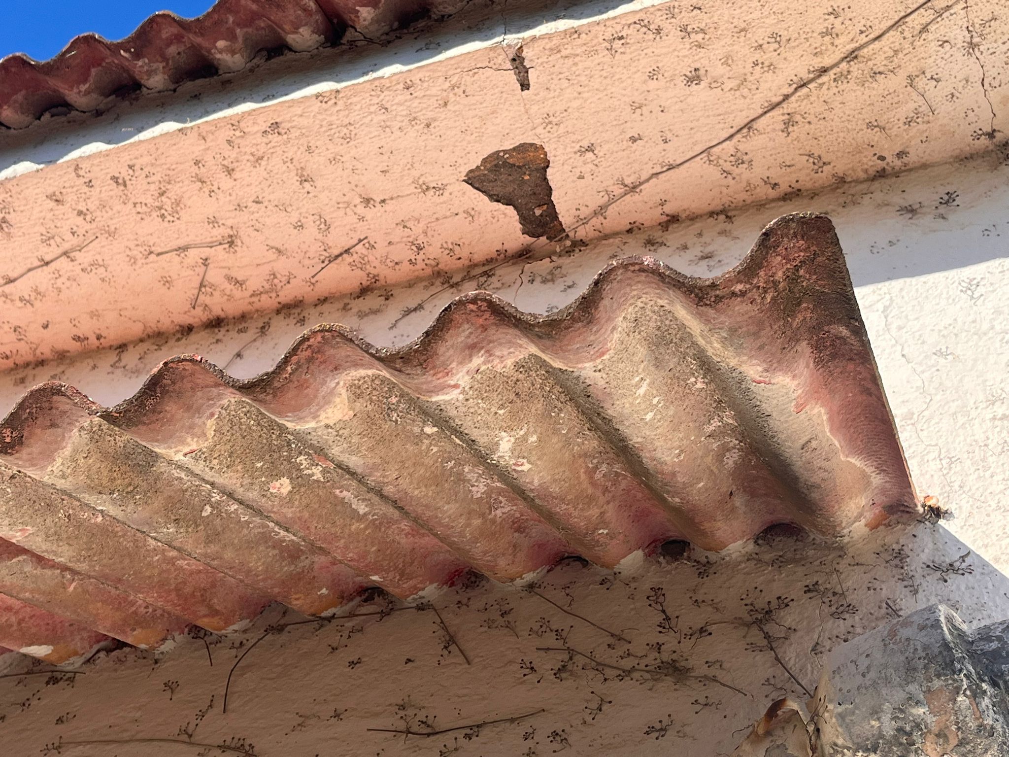 Come riconoscere l'amianto? 5 luoghi comuni dove si nasconde l'Eternit