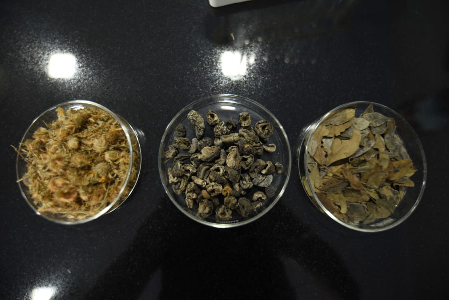 Raw botanical ingredients