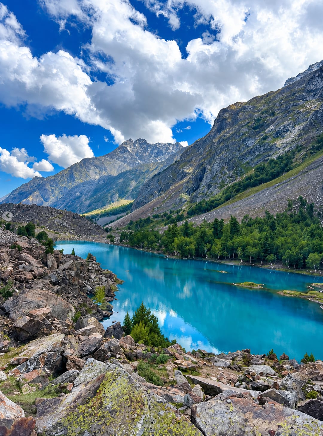 Blue Lake, Naltar Valley, Naltar Lakes, Gilgit-Baltistan