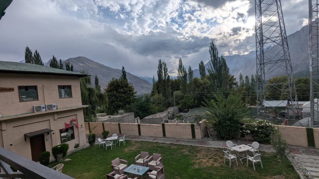 The Hunza guest house 4