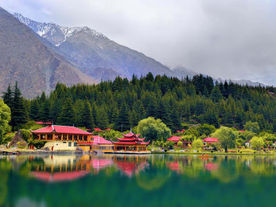 SHANGRILLA LAKE