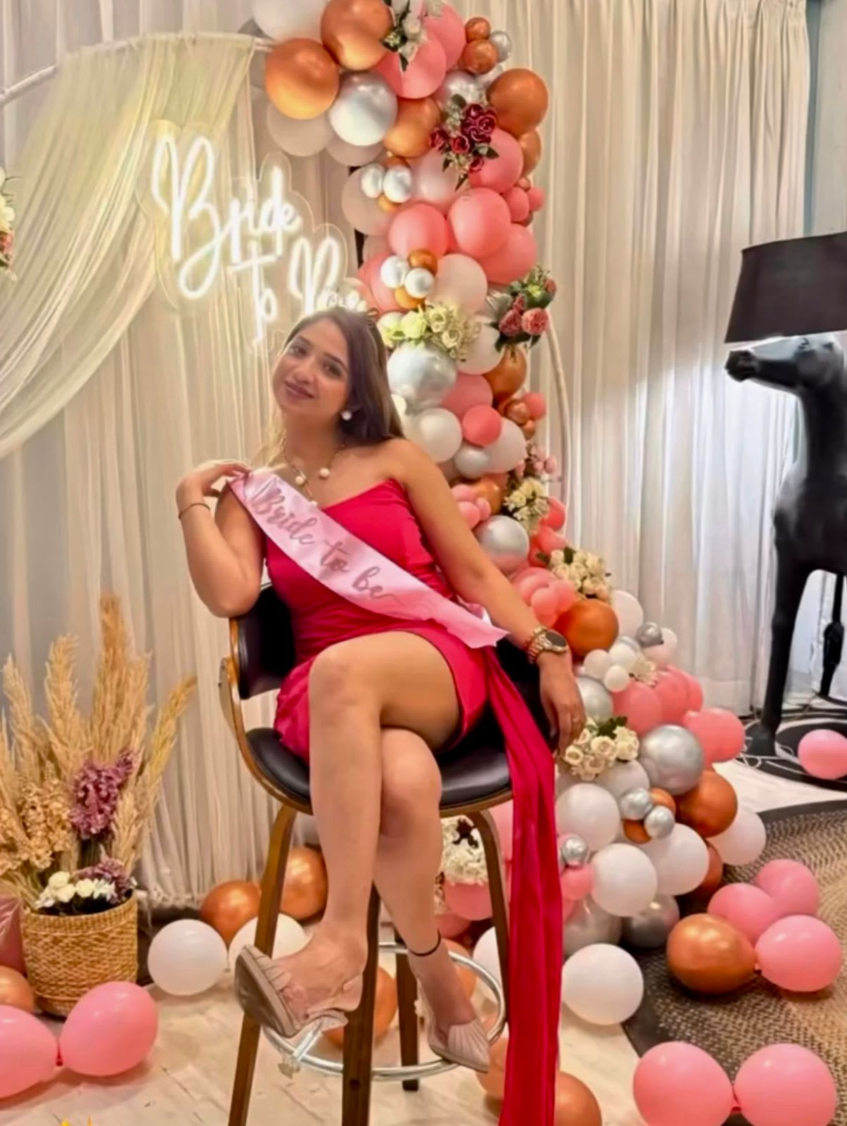 Bride to Be Decor 1