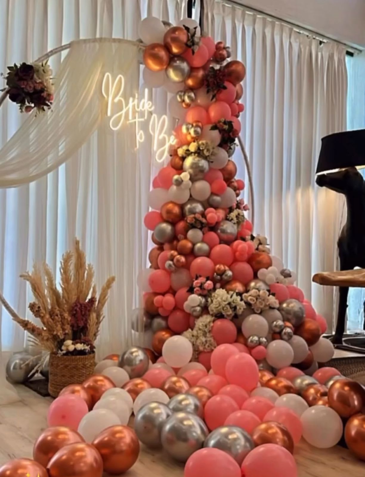 Bride to Be Decor 2