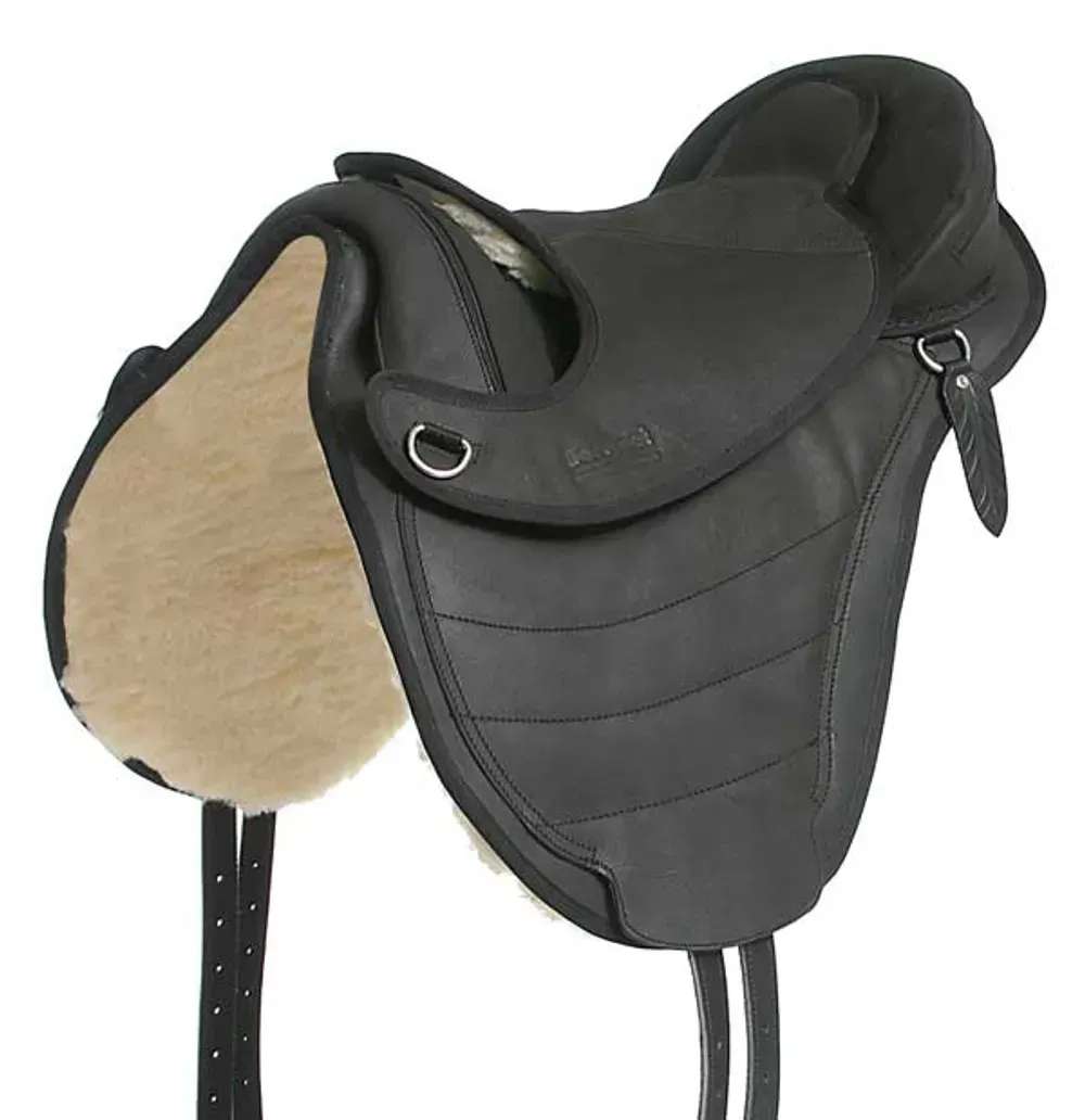 treeless saddle for trail riding