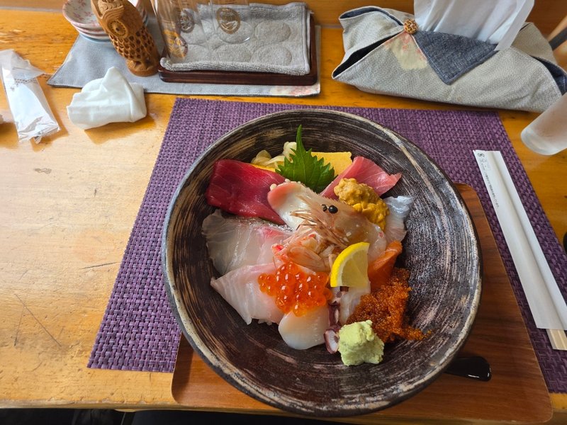 스스키노 야경