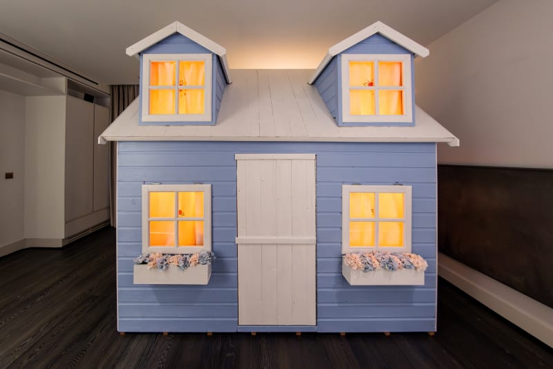 Install shot of Milk Teeth, Wildfire (2025) by Amélie Mckee and Melle Nieling.