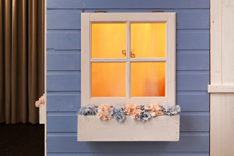 Detail view of Milk Teeth, Wildfire (2025) by Amélie Mckee and Melle Nieling.