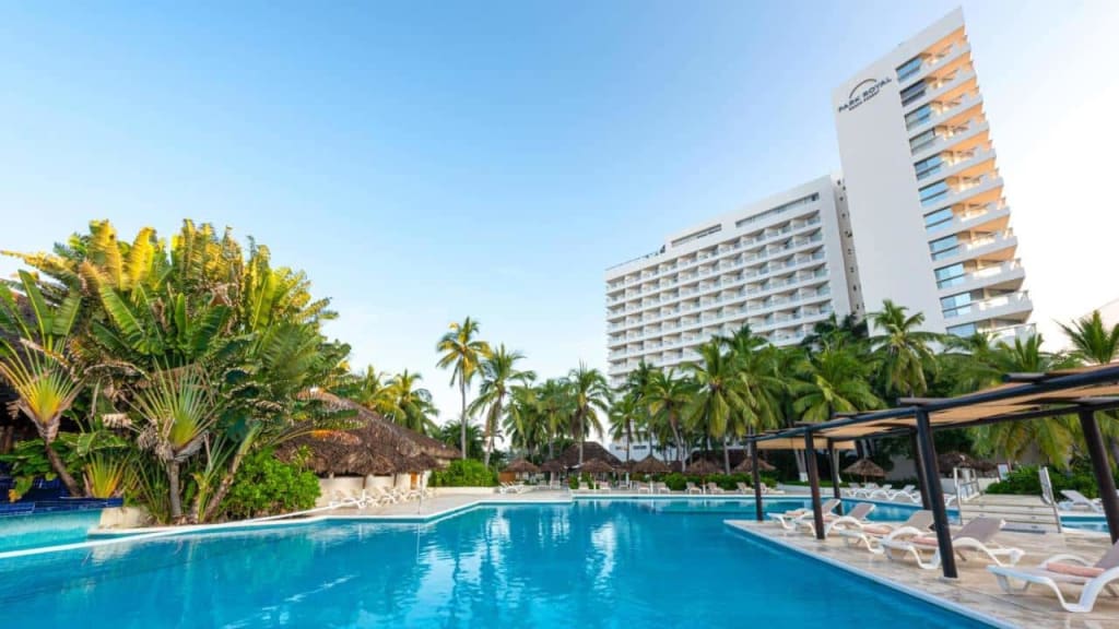 ixtapa zihuatanejo beaches