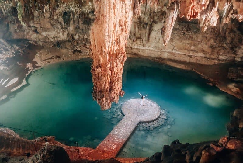 cenote-suytun-yucatan-mexico