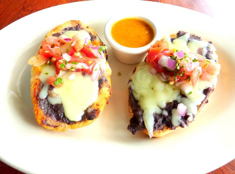 molletes