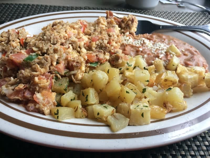 traditional mexican breakfast