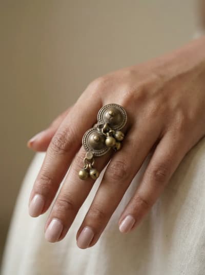 Adiva Anahad Ring