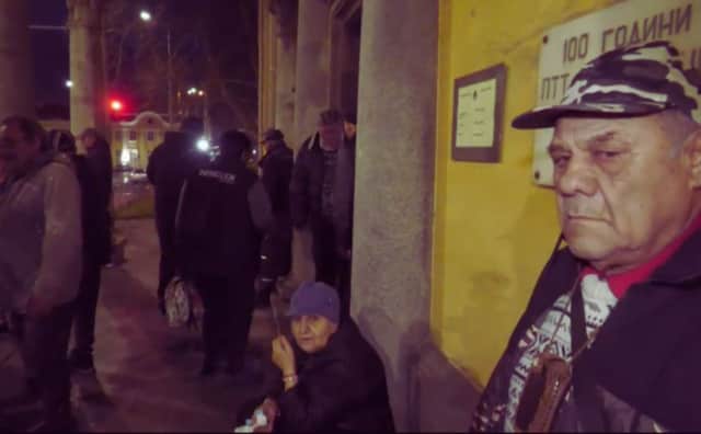 Bulgaristan, Kuyruk Formu ve Polis Güvenliğinin Artırılmasıyla İlk Emekli Maaşını Euro Olarak Ödedi