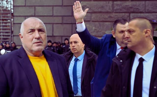 Parlamentoda Skandal Dönüş: Milletvekilleri Peevski ve Borissov için Devlet Güvenliğini Koruyor, Muhalefet Alarm Veriyor