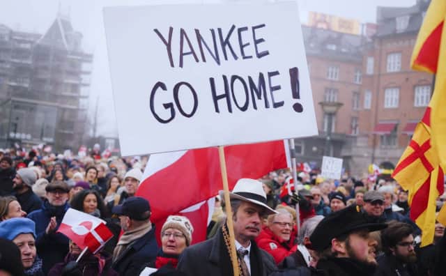 'Grönland'dan Elinizi Çekin': Trump'ın Devralma İddialarını Yinelemesiyle Kitlesel Protestolar Patlak Verdi