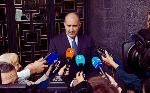 Cumhurbaşkanı Radev'in Sürpriz İstifası Sonrası Bulgaristan'da Tepki Dalgası