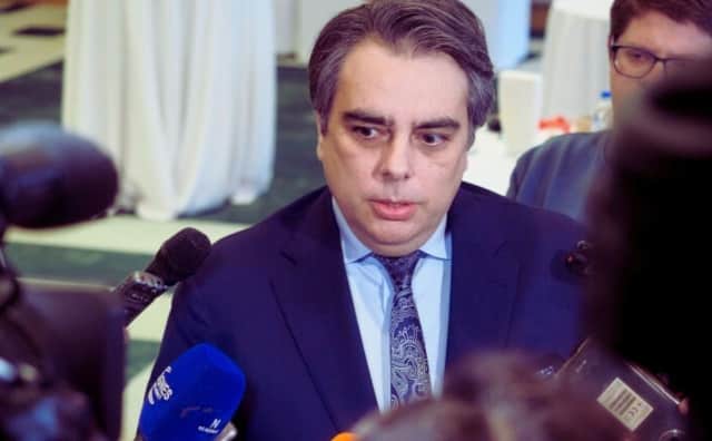 Bulgaristan: Asen Vassilev WCC-DB'nin Birliğini Doğruladı, GERB veya Radev ile İttifakı Reddetti