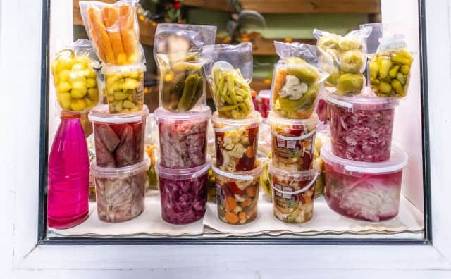 Bulgaristan'da Euro'ya Geçişin İlk Ayında Tüketici Sepeti 3 Euro Arttı: Fiyatlar Gündemde