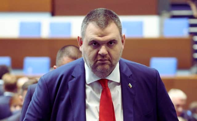 Bulgaristan'da Siyasi Gerilim: Peevski, Gyurov Kabinesini 'Ahlaki Değerleri ve Çocukları Tehdit Ediyor' Diyerek Reddetti