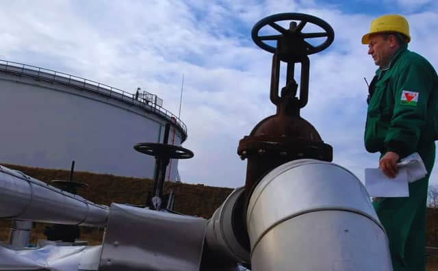 Druzhba Hattı Kesintiye Uğradı: Macaristan Stratejik Petrol Rezervlerini Devreye Soktu
