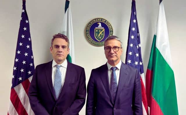 ABD, Dikey Gaz Koridoru Üzerinden LNG Geçişini Gözetlerken Bulgaristan Kilit Enerji Merkezi Olarak Ortaya Çıkıyor