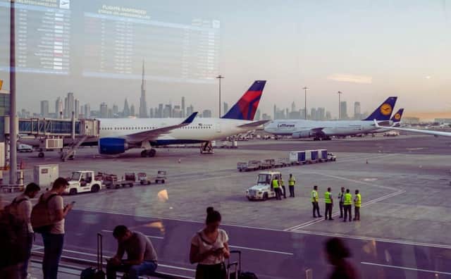 İsrail-ABD Gerilimi Havayollarını Felç Etti: Basra Körfezi'nde Yaklaşık Bin Bulgar Turist Mahsur Kaldı