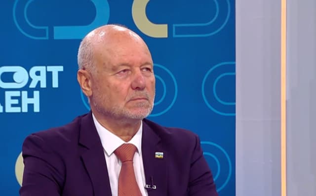 Eski Bakandan İran Füze Tehdidi Uyarısı: NATO Sistemleri Bulgaristan'ı Koruyor Ancak Gerçek Tehlike Sürüyor