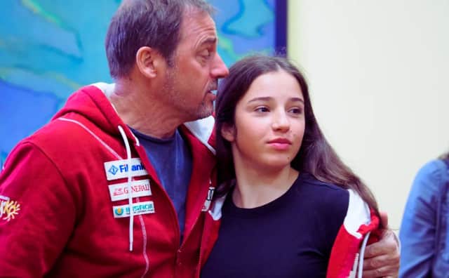 Bulgar snowboardcu Malena Zamfirova, alkollü turistin kurbanı oldu: Genç sporcu hayati ameliyatlar geçiriyor