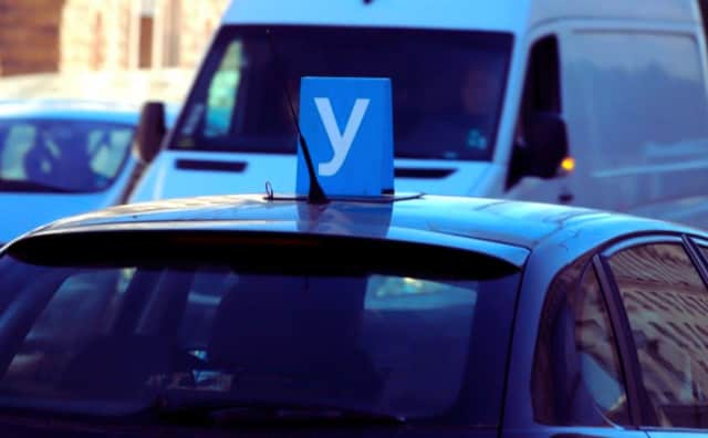 Bulgaristan'da Sürücü Kursu Ücretlerine Dev Zam: Yeni Düzenlemeler ve Akaryakıt Krizi Etkili