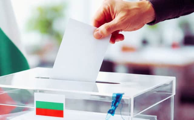 Bulgaristan Seçimlere Giderken: İstikrarlı Hükümet Arayışı Çıkmaza Mı Giriyor?