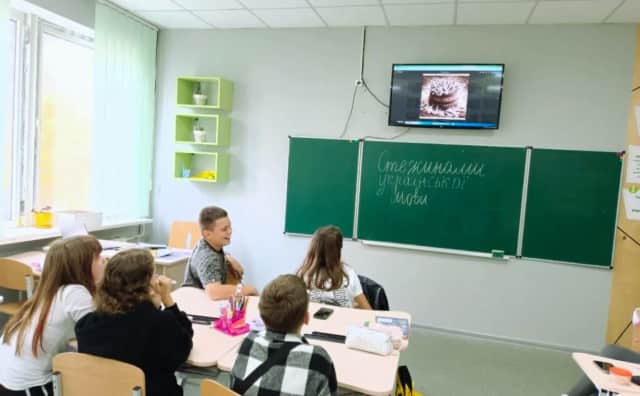 Bulgaristan Eğitimde Dönüşüme Hazırlanıyor: Ukraynaca Müfredata Giriyor ve Tarih Kitapları Yeniden İnceleniyor