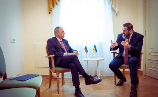 Eğitim Bakanı: Ukrayna ile Anlaşma Bolgrad'daki Bulgar Lisesi'ni Kurtardı