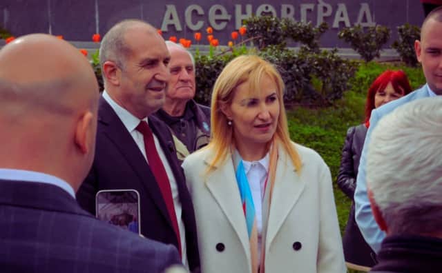 Radev'den 'Macaristan Örneği'yle Yüzde 80 Oy Çağrısı: Borissov ve Peevski'yi Siyasetten Silin!