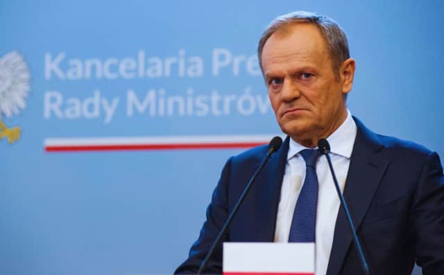 Polonya Başbakanı Tusk'tan NATO Uyarısı: ABD'nin Güvenilirliği Sorgulanıyor