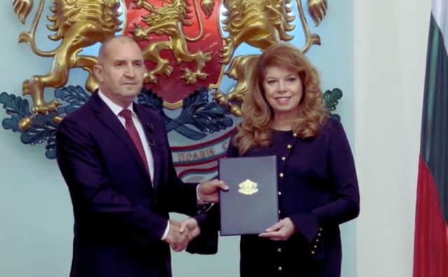 Bulgaristan: Başbakan Rumen Radev'in Tam Kabinesi