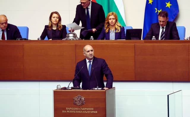 Bulgaristan'da Yeni Dönem: Radev'den Enflasyon, Borç ve Kurumsal Reform Vurgusu