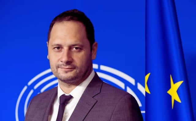 Bulgaristan Siyasetinde Yeni Dönem: Radev, Orban'dan Çok Magyar'a mı Benziyor?