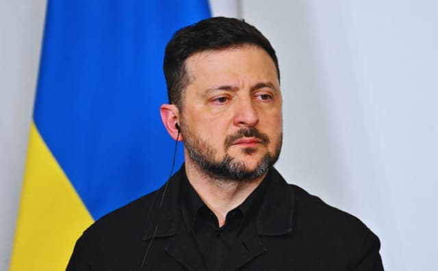 Zelenskiy'den Diploması Çağrısı: Rusya Sahada İnisiyatif Kaybederken Kış Öncesi Kritik Fırsat