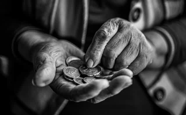 Bulgaristan'da Emekliler Geçim Derdiyle Çalışmaya Mecbur: AB Ortalamasının İki Katı