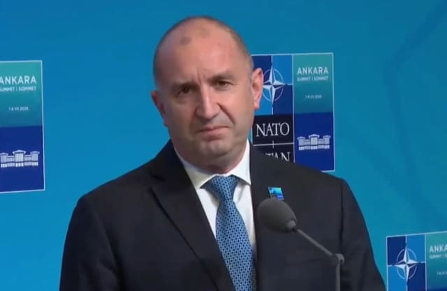 Cumhurbaşkanı Radev'den NATO Zirvesi'nde Stratejik Mesajlar: Savunma Kapasitesi Güçlenecek, Ukrayna'ya Destek Sürecek