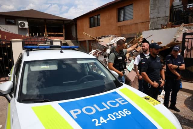 Sofya'da Fentanil Operasyonu: Polis, Barikatları Aşarak Uyuşturucu Tacirlerini Yakaladı