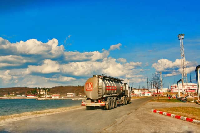 Bulgaristan'dan Lukoil Hamlesi: İki Şirket 'Ulusal Güvenlik Varlığı' İlan Edildi