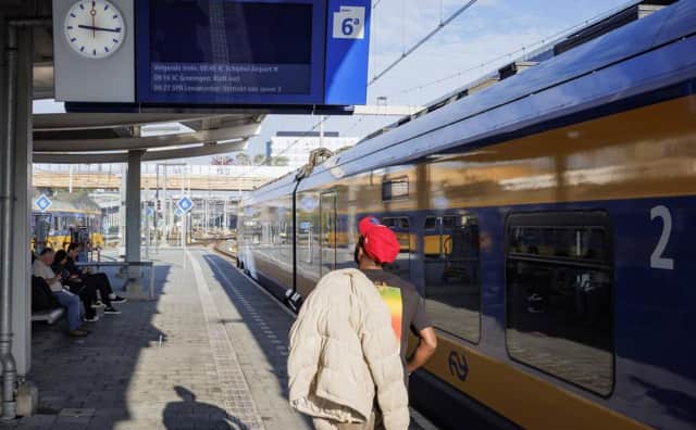 Hollanda'da Tren Hatlarına Sabotaj: Ülke Genelinde Ulaşım Felç Oldu