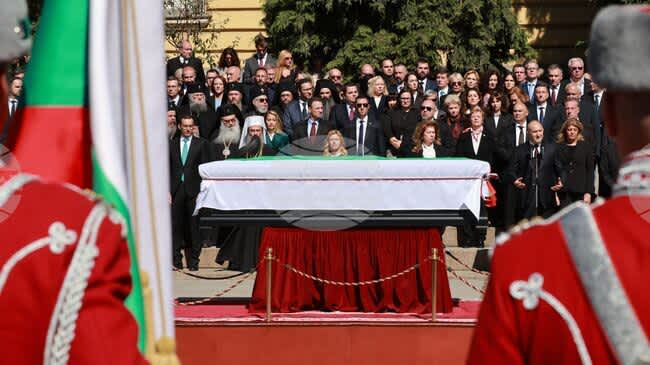 Bulgaristan, Çar Samuel'in Naaşını Başkent Sofya'da Devlet Töreniyle Karşıladı
