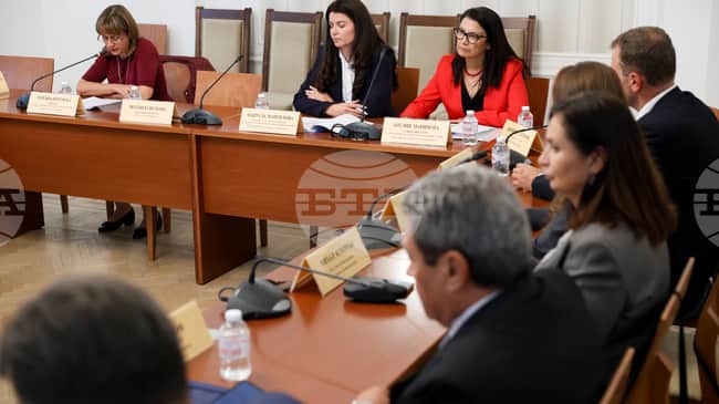 Bulgaristan'ın IBEC'ten Ayrılma Sürecine Meclis Komisyonundan Onay