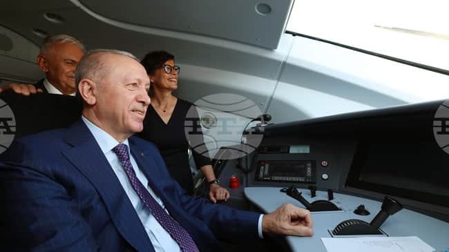 Cumhurbaşkanı Erdoğan, İstanbul-Kapıkule Hızlı Tren Hattı'nın Yeni Etabını Hizmete Açtı