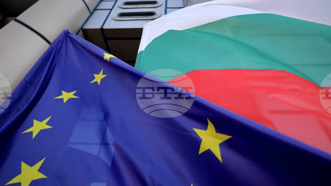 Avrupa Parlamentosu Heyeti Karadeniz'deki Güvenlik Tehditlerini Yerinde İncelemek İçin Bulgaristan'da