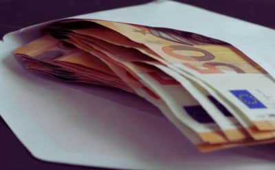 Bulgaristan'da Oy Satın Alma Alarmı: İçişleri Bakanlığı'na Yüzlerce İhbar Yağdı