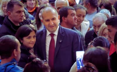 Bulgaristan Cumhurbaşkanı Radev'den Keskin Çizgi: Borisov ve Peevski ile Koalisyona Kapı Kapalı