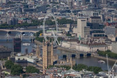 Londra'da Seçim Kaosu: Bulgarlar Sandık Başında Saatlerce Kuyruk Bekliyor